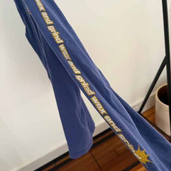Y2K American Eagle Outfitters Wax & Grind Long Sleeve shirt blue and yellow - Picture 5 of 5